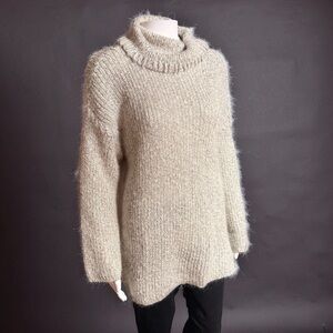 Express Tricot Chunky Turtleneck Sweater – Size M